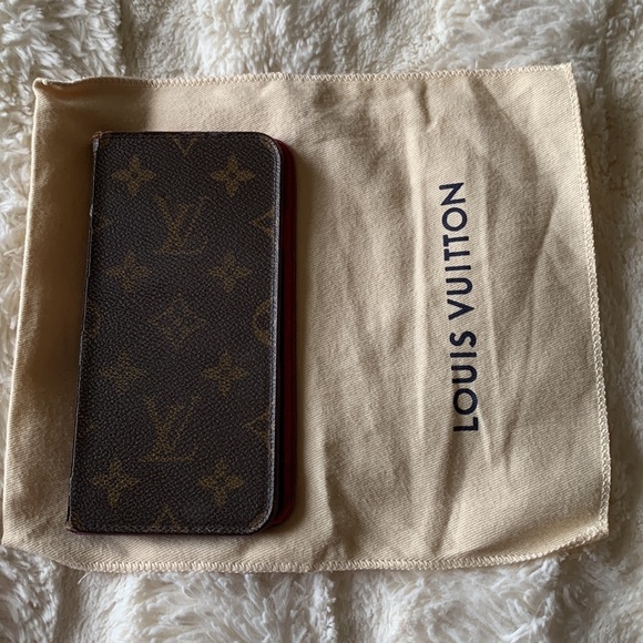 Authentic Louis Vuitton Folio phone case